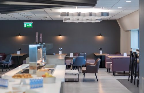 BHX(暂停使用) Aspire Lounge (South) 